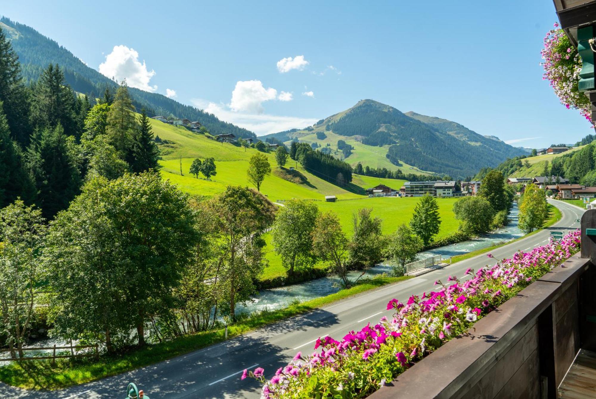 Villa Austria Saalbach Buitenkant foto